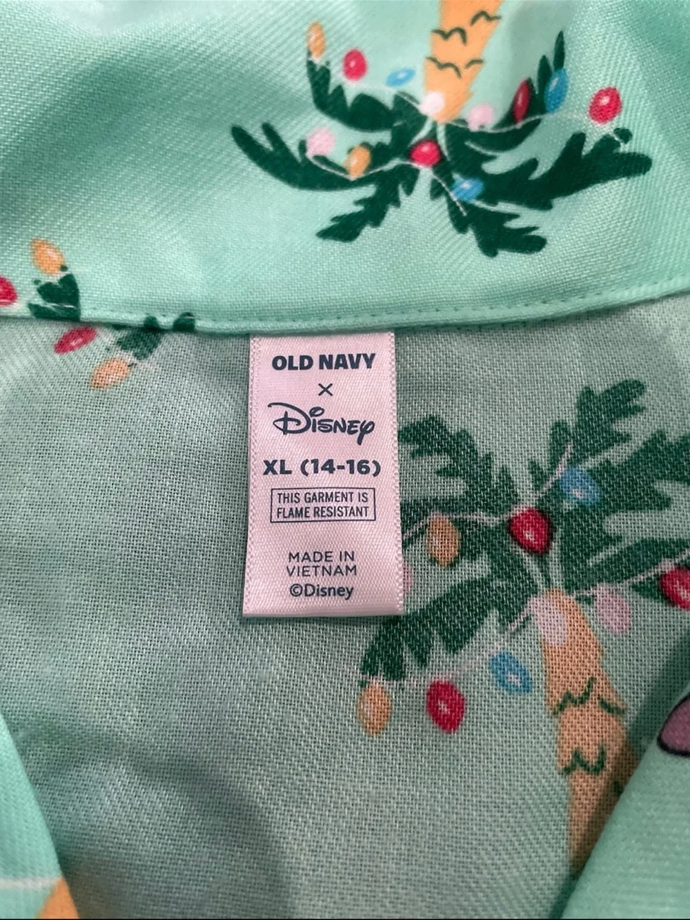 Old Navy X Disney Christmas stitch two piece pajama set kids XL